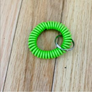 BRACELET TO HOLD KEYS